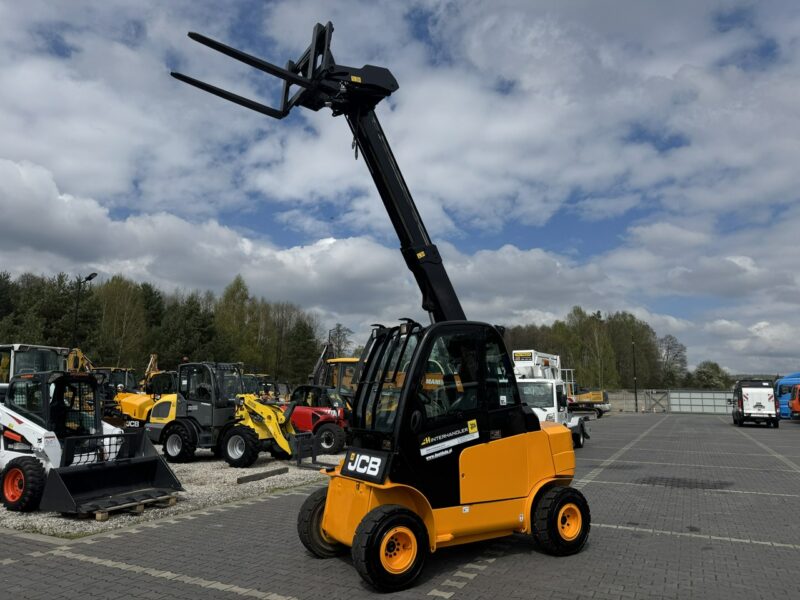 wózek czołowy JCB TLT 35D 4x4 T4 TELESKOP / TELESKOPOWY Ładowarka Teleskopowa TELETRUK Udźwig: 3500 kg Oświetlenie Robocze Super Stan nie Bobcat