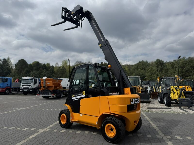 wózek czołowy JCB TLT 35D 4x4 T4 TELESKOP / TELESKOPOWY Ładowarka Teleskopowa TELETRUK Udźwig: 3500 kg Oświetlenie Robocze Super Stan nie Bobcat
