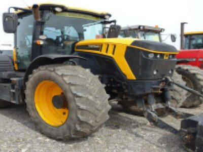 ciągniki JCB fastrac 4220