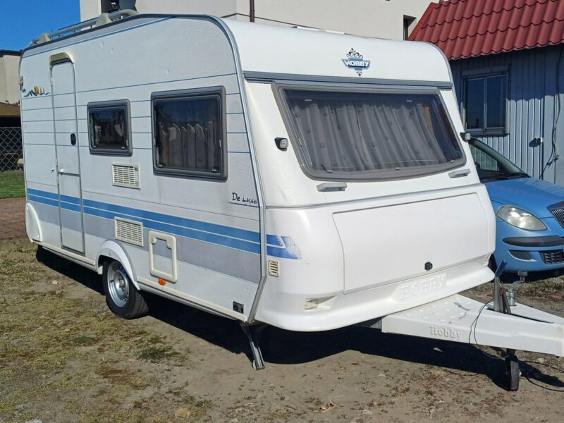 przyczepy kempingowe Hobby 30A28 WC Prysznic Kuchenka Solar Dodatkow zadaszenie