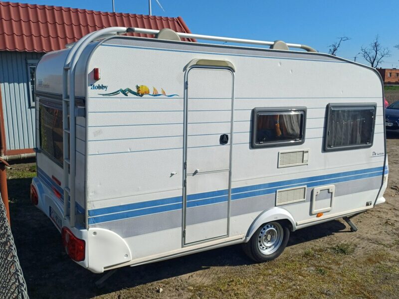 przyczepy kempingowe Hobby 30A28 WC Prysznic Kuchenka Solar Dodatkow zadaszenie