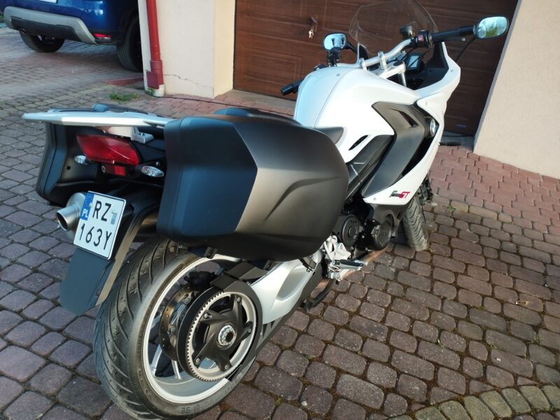 Motocykl BMW F 800 GT