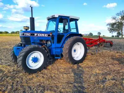 FORD 7710 -- FILM -- 98KM -- New Holland
