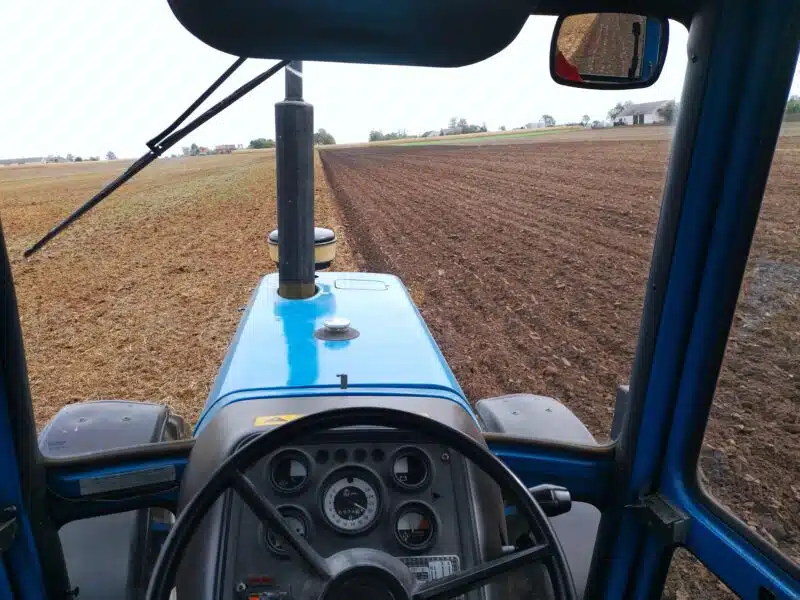 FORD 7710 -- FILM -- 98KM -- New Holland