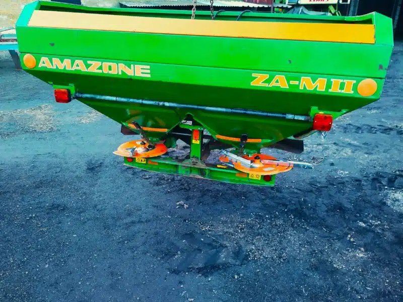 Rozsiewacz Amazone ZA-M II 1000 + 2000 -- wysiew 28 m