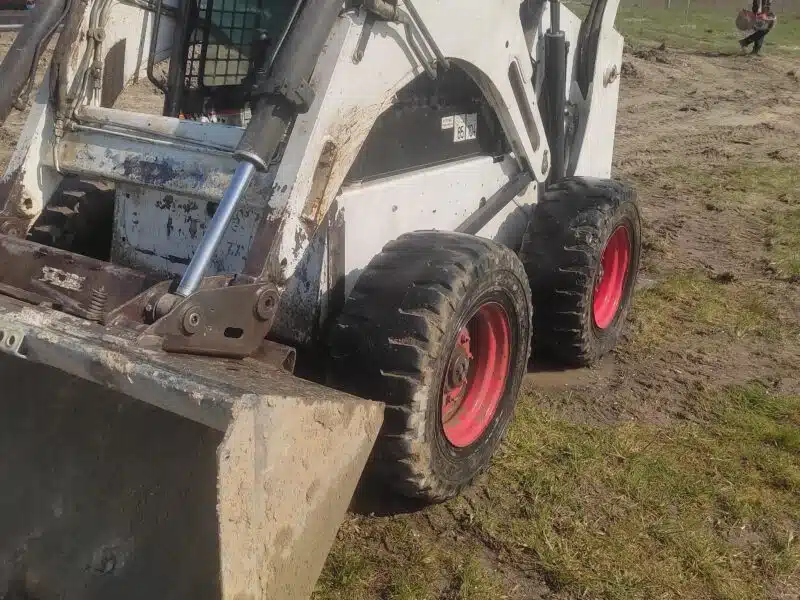 Bobcat 873