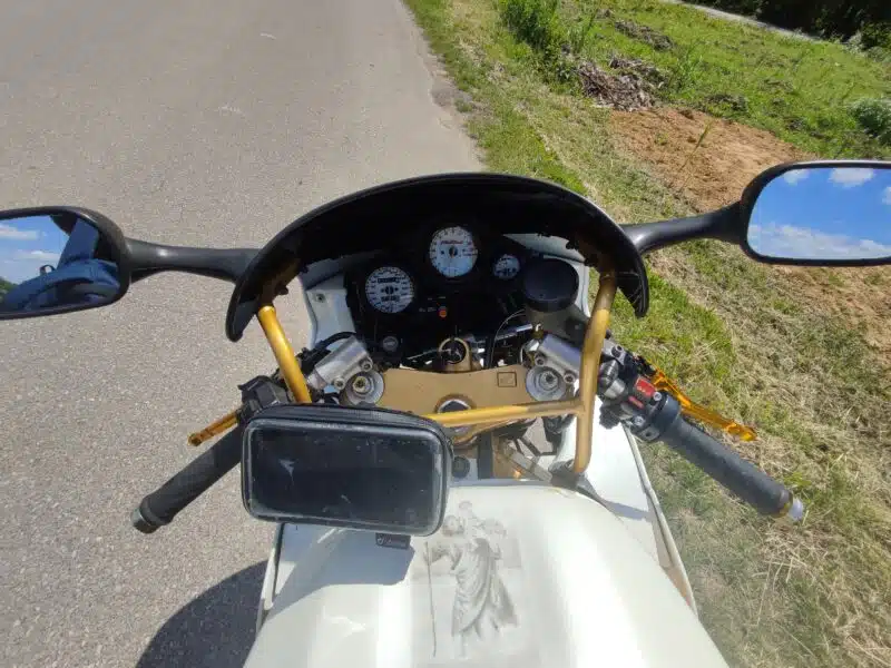 Honda CBR 900RR FIREBLADE SC28