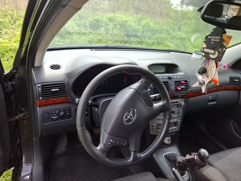 Toyota avensis 2.0 D4D