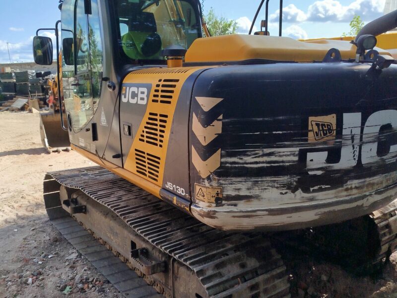 Koparka gąsienicowa JCB JS130 2014