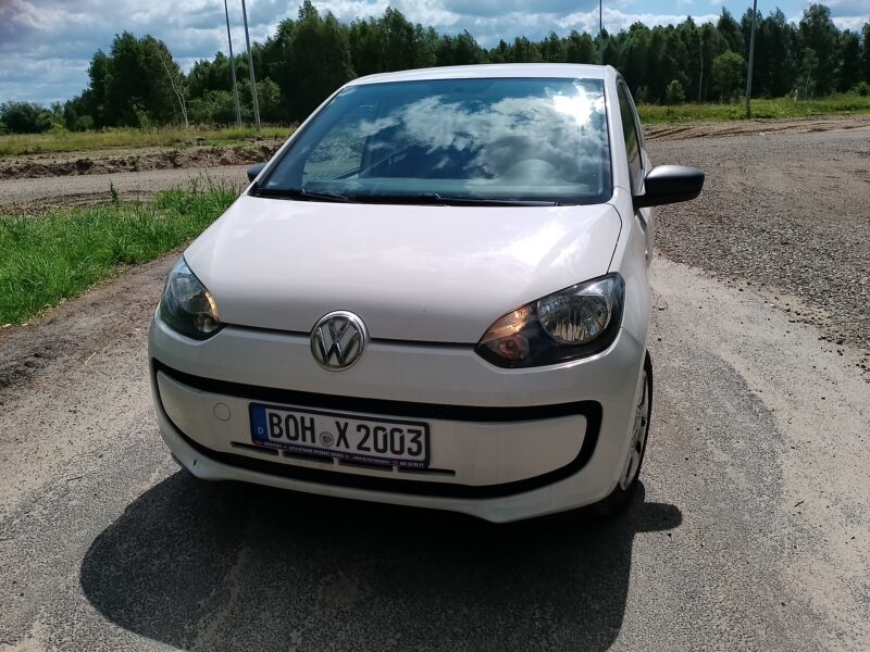 VW UP BIALY