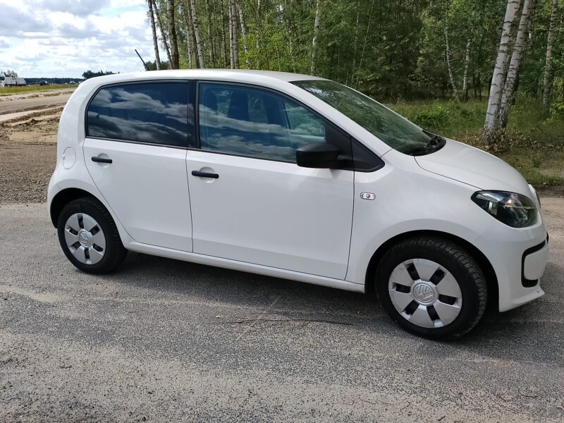 VW UP BIALY