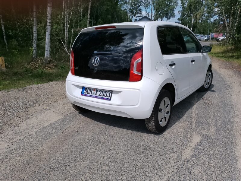 VW UP BIALY