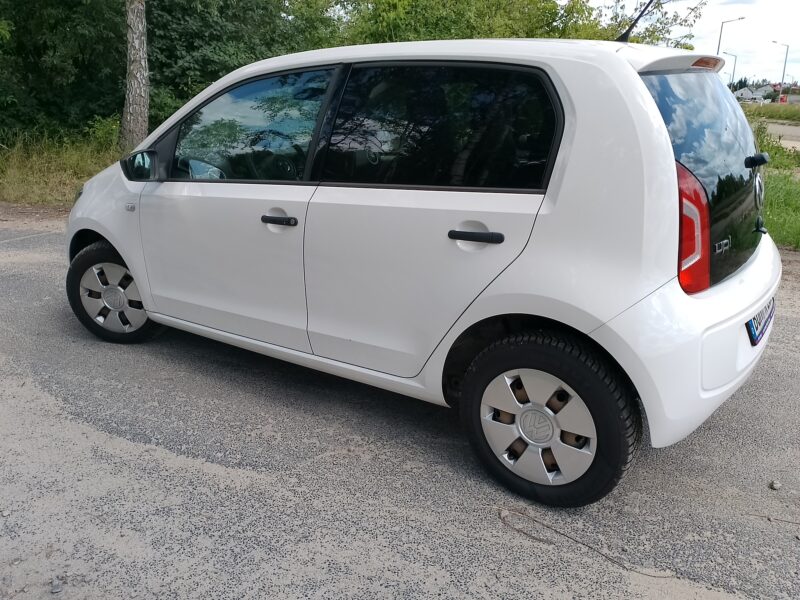 VW UP BIALY
