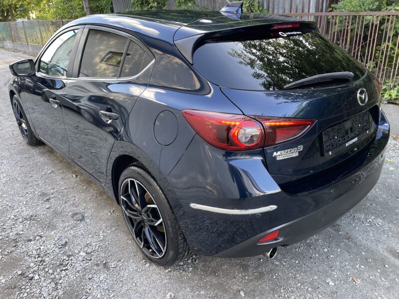 Mazda 3 2.2 150PS 140tys km Bixenon Navi 2015! HeadUp