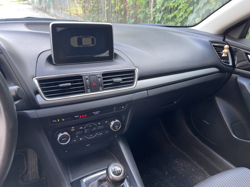 Mazda 3 2.2 150PS 140tys km Bixenon Navi 2015! HeadUp