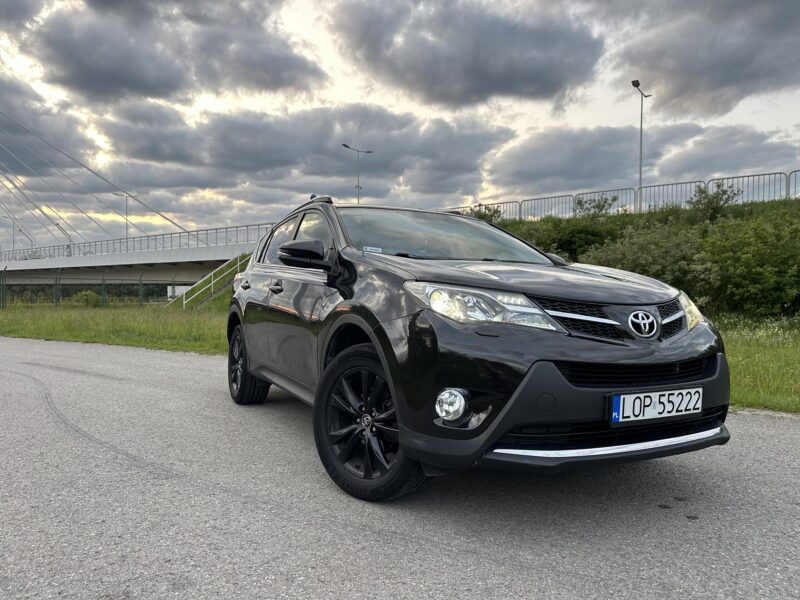 Toyota RAV4 4 generacja