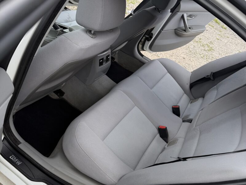 Sprzedam BMW E90