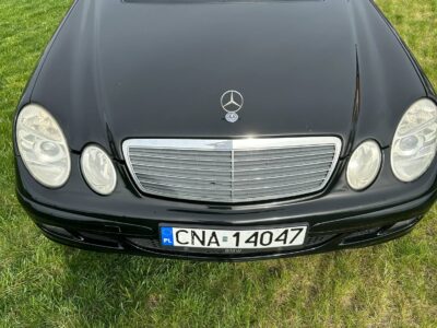 Mercedes E200 W211
