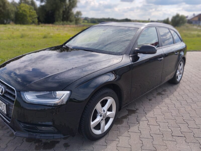 Audi A4B8 AVANT 2.0 TDI, 177KM