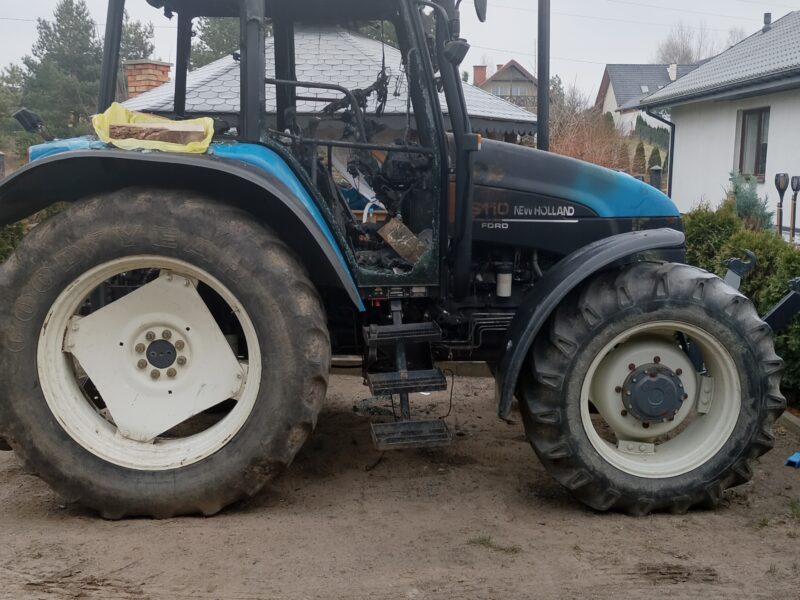 New Holland TS 110