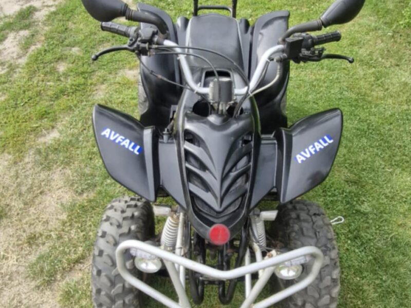 Sprzedam quada 3800zl do negocjacji