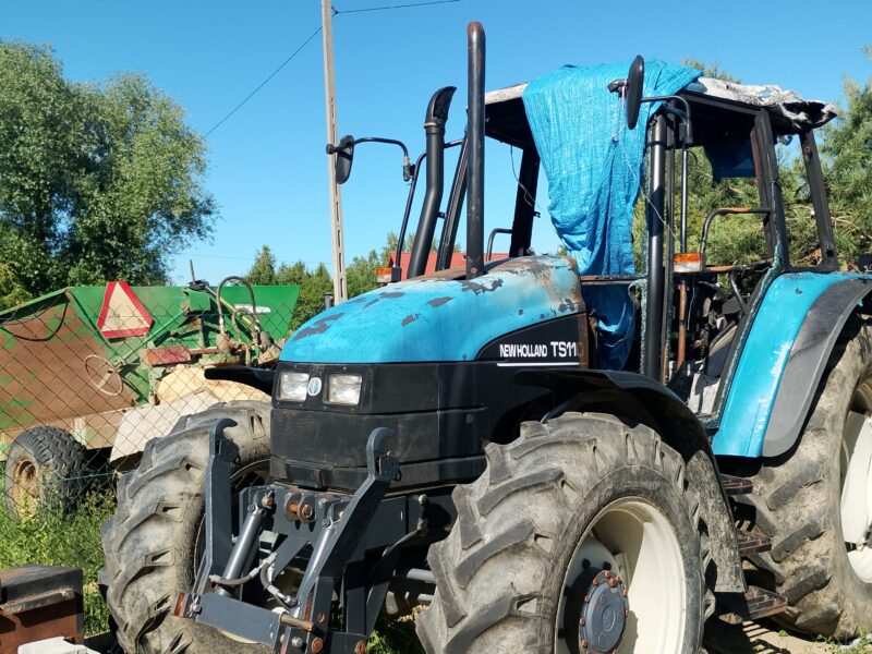 New Holland TS 110