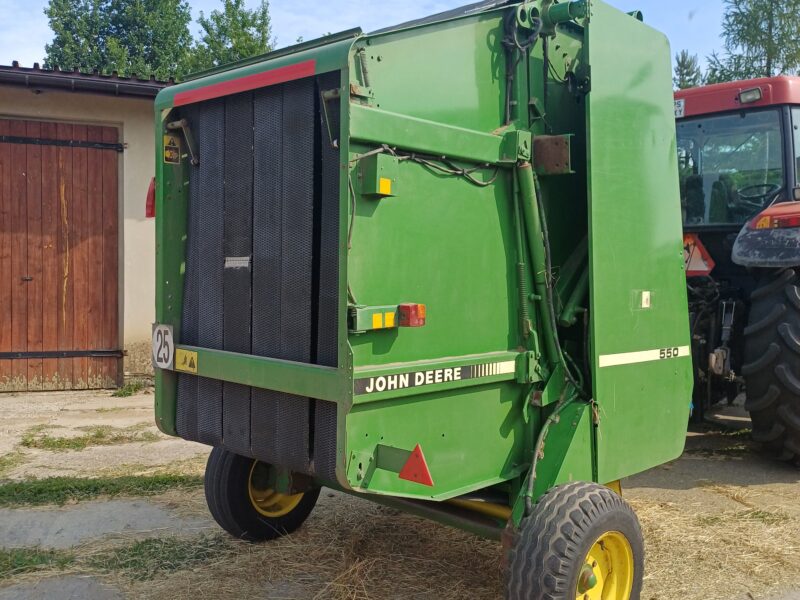 Prasa john deere 550