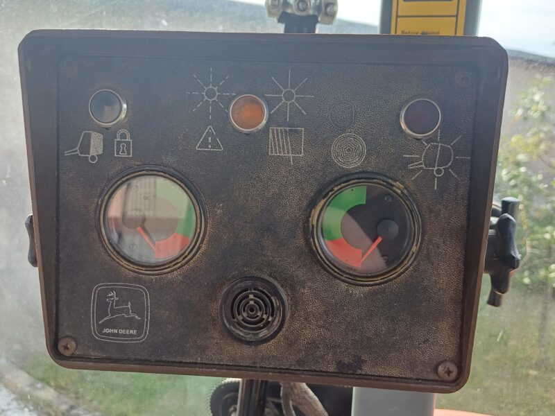 Prasa john deere 550