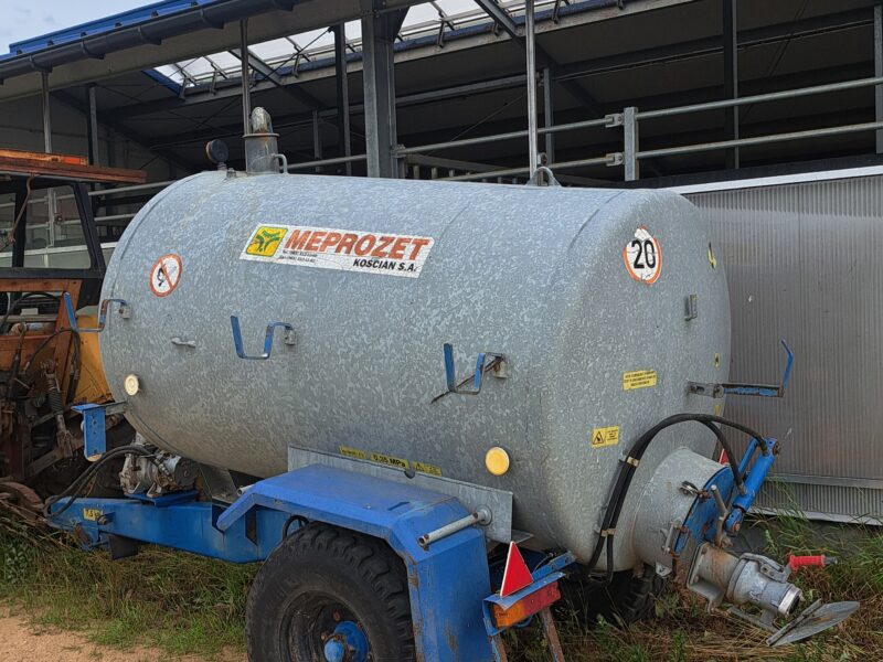 Beczkowóz Meprozet 2900l
