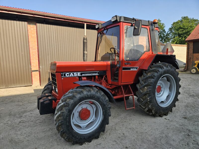 Case international 845xl