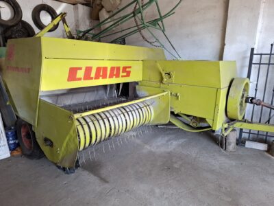 Prasa CLAAS Dominant. Duży podbieracz, stan bardzo dobry.