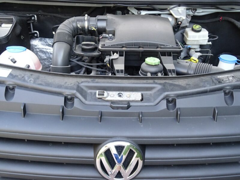 Volkswagen CRAFTER 2.0TDI 163KM 3 stronna wywrotka aluminiowa, 3 osobowa Volkswagen Crafter 2,0 TDI 163 km 3 stronna wywrotka Sprowadzona