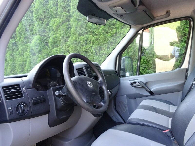 Volkswagen CRAFTER 2.0TDI 163KM 3 stronna wywrotka aluminiowa, 3 osobowa Volkswagen Crafter 2,0 TDI 163 km 3 stronna wywrotka Sprowadzona
