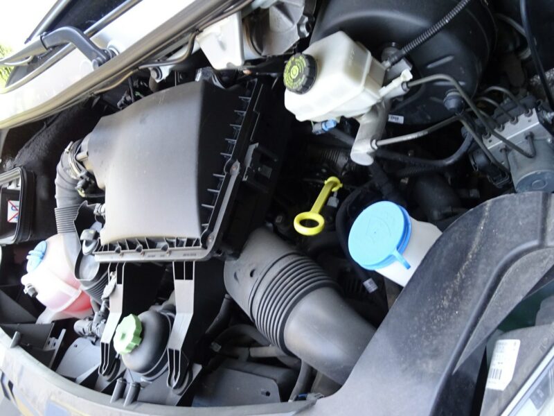 Volkswagen CRAFTER 2.0TDI 163KM 3 stronna wywrotka aluminiowa, 3 osobowa Volkswagen Crafter 2,0 TDI 163 km 3 stronna wywrotka Sprowadzona