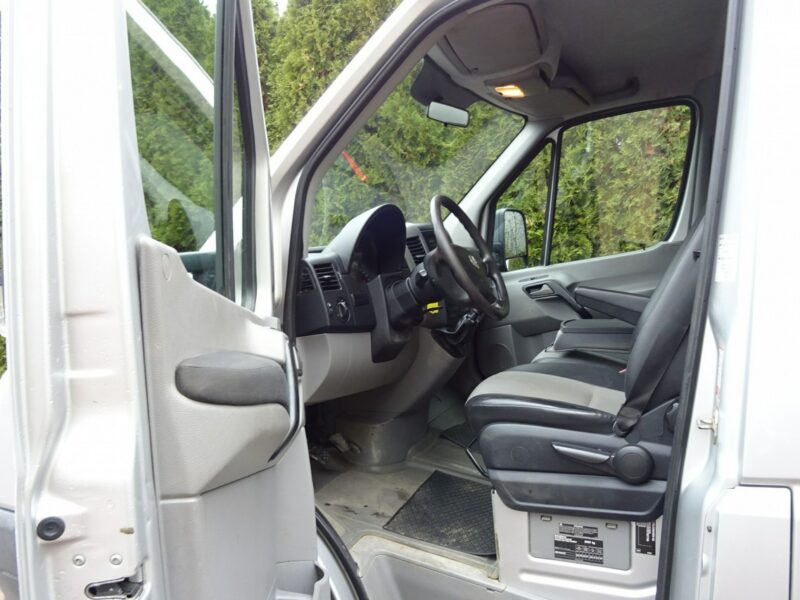 Volkswagen CRAFTER 2.0TDI 163KM 3 stronna wywrotka aluminiowa, 3 osobowa Volkswagen Crafter 2,0 TDI 163 km 3 stronna wywrotka Sprowadzona