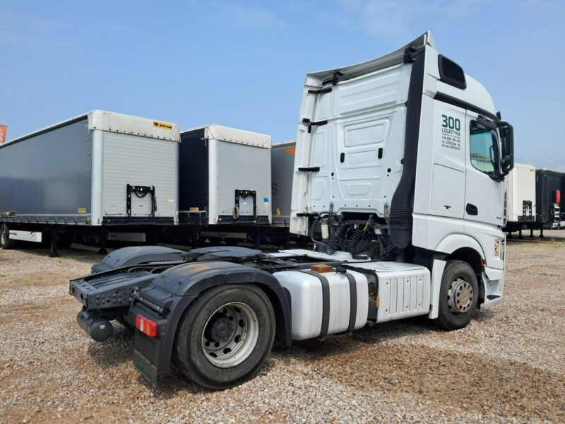 Mercedes actros