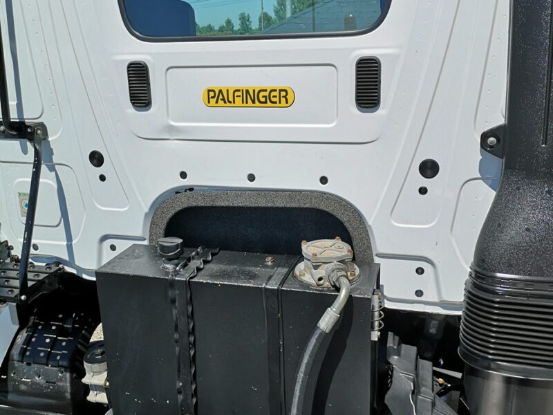 Mercedes Arocs 3251 Hakowiec 8x4 Palfinger Manual Euro 6 Niski Przebieg! Na Resorach! Wzmacniania Rama! Zawieszenie Budowlane! Aktualne Dozory!