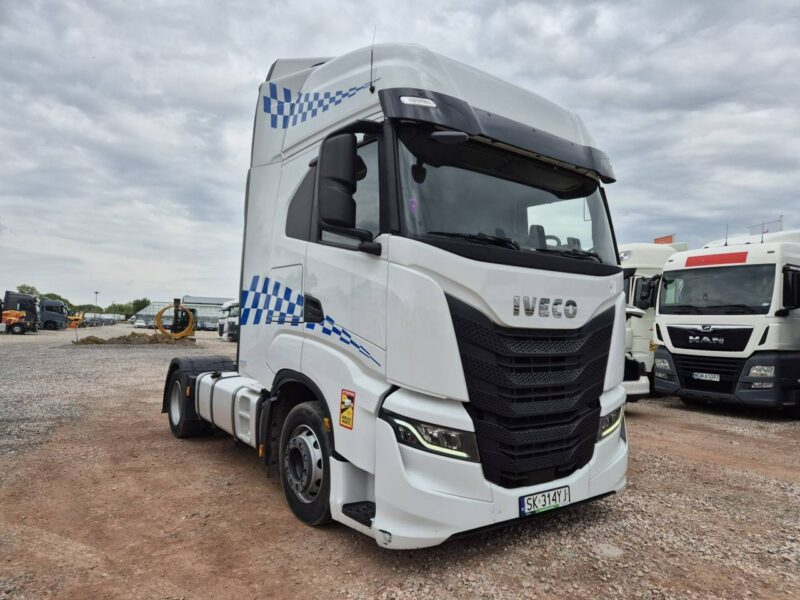 Iveco AS440ST/FP LT