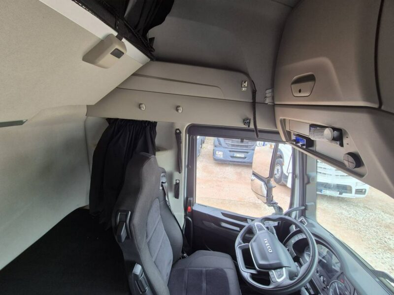 Iveco AS440ST/FP LT