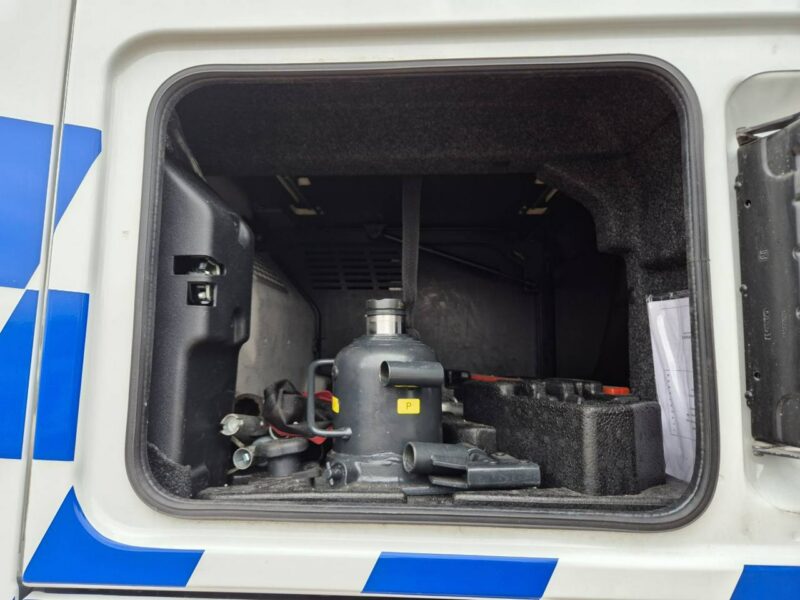 Iveco AS440ST/FP LT