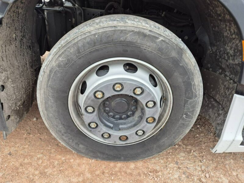 Iveco AS440ST/FP LT
