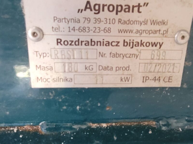 Śrutownik bijakowy,mieszalnik do paszy z wagą