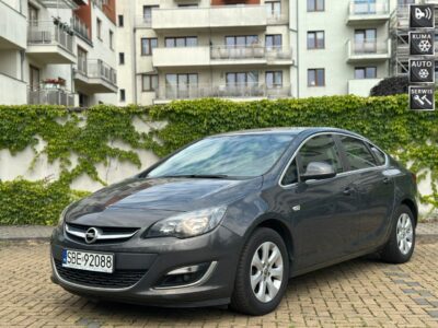Opel Astra 1.6 benzyna J (2009-2019)