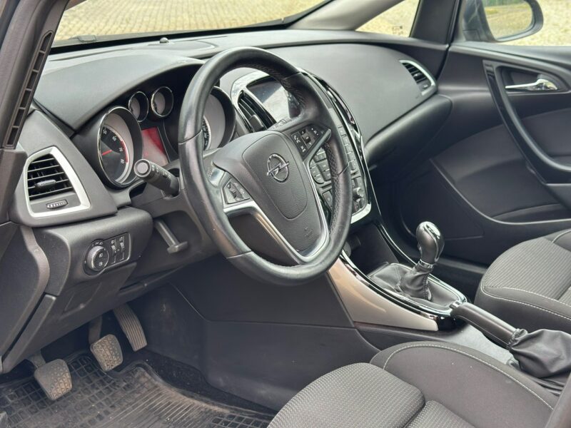 Opel Astra 1.6 benzyna J (2009-2019)