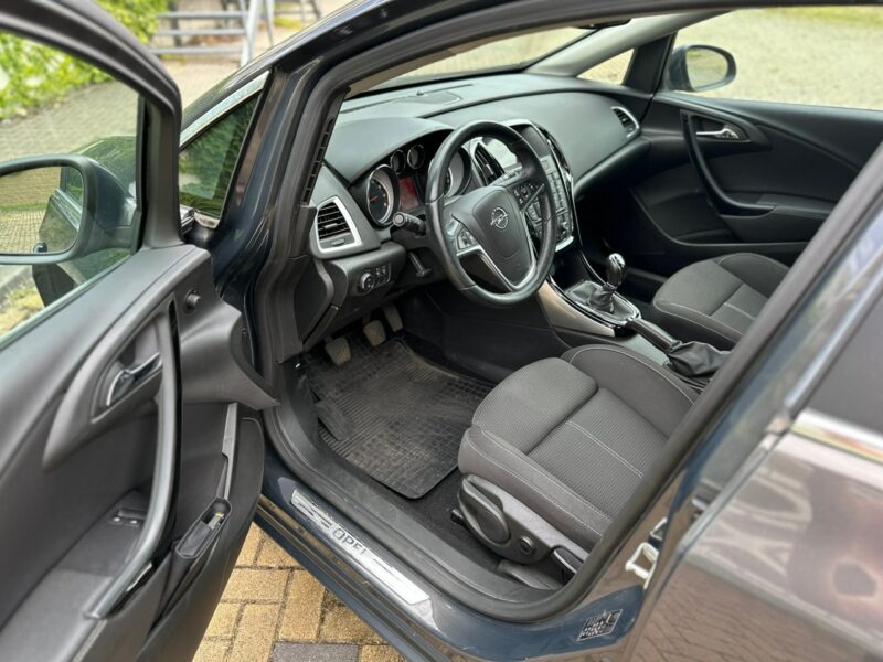 Opel Astra 1.6 benzyna J (2009-2019)
