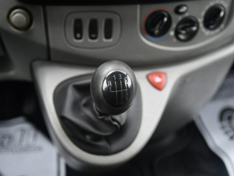 Renault Trafic 1,9Dci DUDKI11 6 Osób,Hak,El.szyby.Centralka,kredyt.OKAZJA