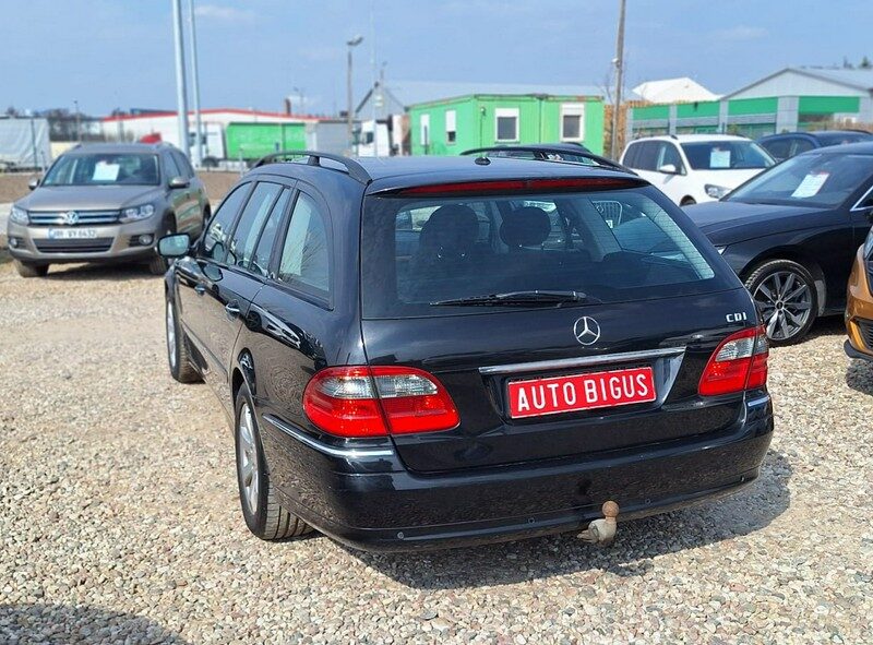 Mercedes E 220 automat elegance lift W211 (2002-2009)