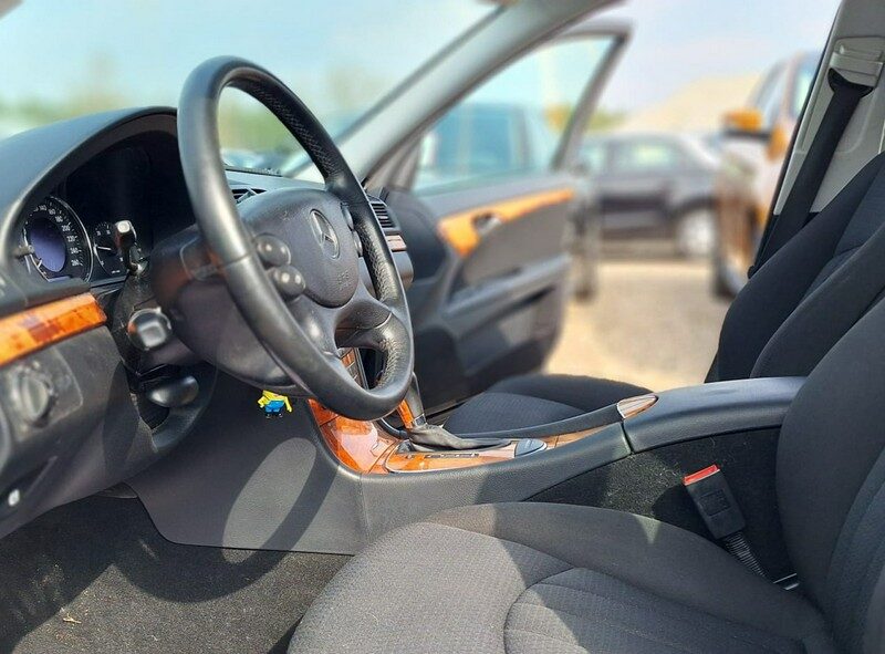 Mercedes E 220 automat elegance lift W211 (2002-2009)