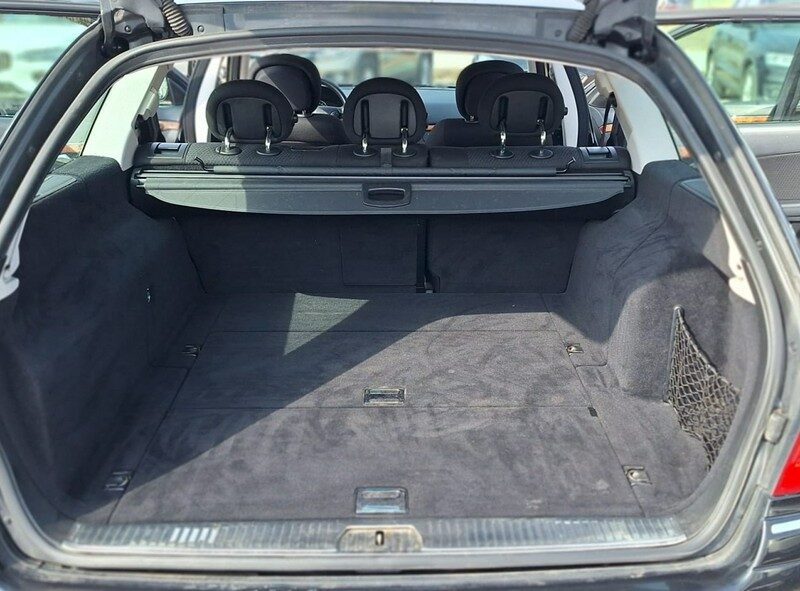 Mercedes E 220 automat elegance lift W211 (2002-2009)