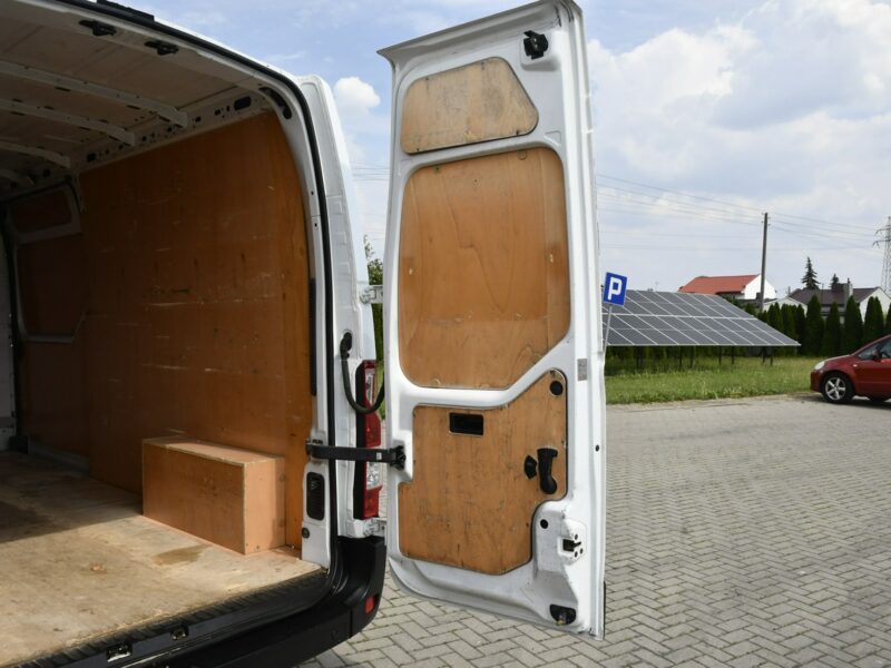 Renault Master 2,3dci. Cena Netto 36.900zł ,Klima,El.szyby.Centralka.Hak.Tempomat